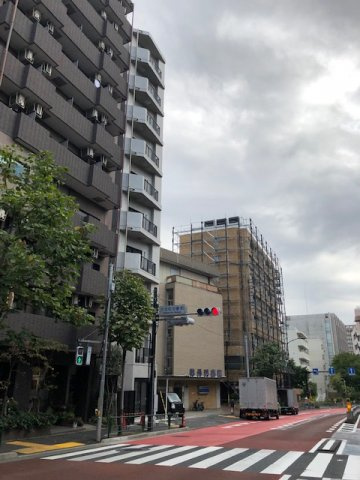 Az Music 新宿御苑の外観