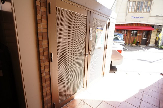 【その他共用部分】 | サンシャルム万代 | ゴミステーション