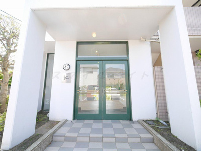 【エントランス】 | りぶいんしらゆり虹　1号棟