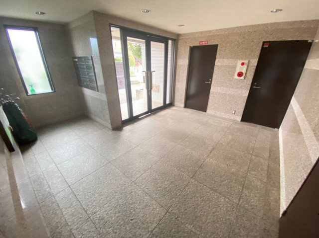 グランドメゾン池上Ⅱのエントランス