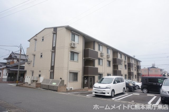 熊本市東区花立２丁目のアパートの外観
