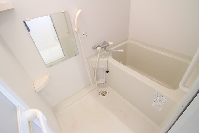 オアシス・アイの浴室