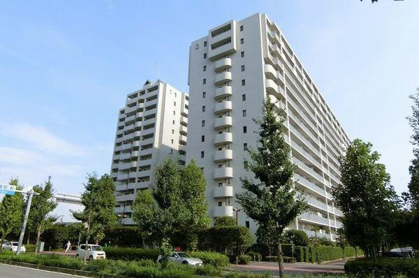 リジェンヌ京町２号棟　（川崎区京町3丁目）の外観|外観です　リジェンヌ京町２号棟　大型3LDK　陽当り・眺望良好　ユニットバス交換1418サイズ　JR東海道線「川崎」駅利用　1990年7月築　2面バルコニー　