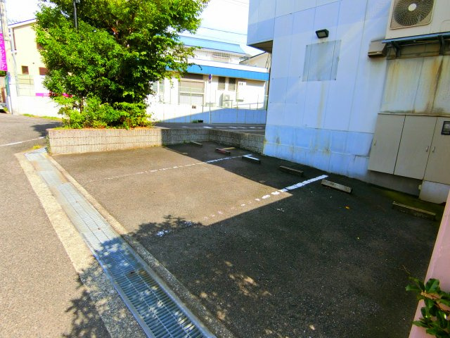 セジュールのぞみ野の駐車場
