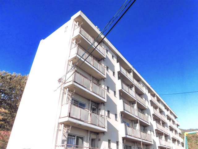 ビレッジハウス関ケ原2号棟の外観