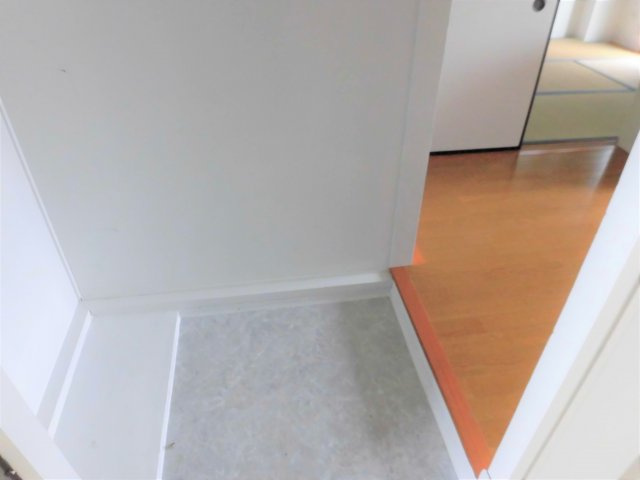 ビレッジハウス関ケ原2号棟の玄関|イメージ写真