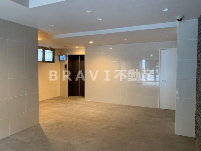グランデュール大今里西　BRAVI不動産のロビー|【グランデュール大今里西】毎日通るロビーはこのようになっています