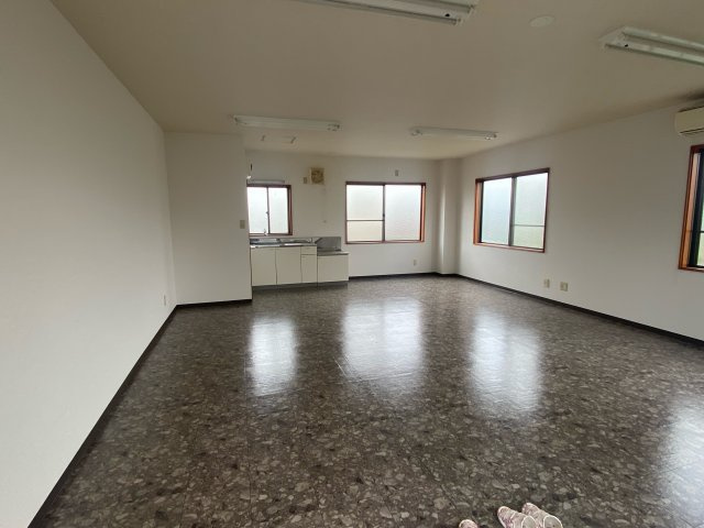 岳陽中前ビルの間取り