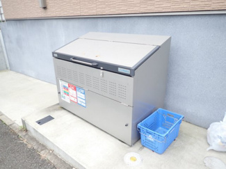 【その他共用部分】 | 敷地内ごみ置き場でごみ出しもらくらく～♪忙しい社会人さんや主婦さんにもうってつけ！