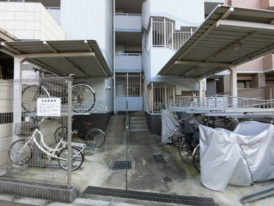 【その他共用部分】 | パレステージ三ッ沢上町 | 駐輪場