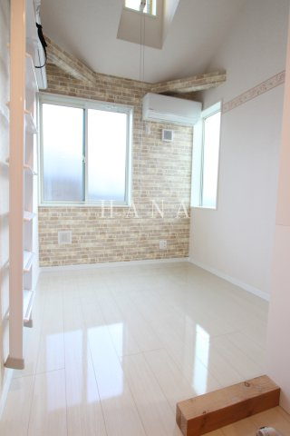 ユナイト末吉テネシーの杜の居間・リビング