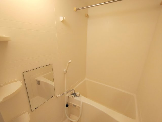 キャッスル常滑　西棟の浴室