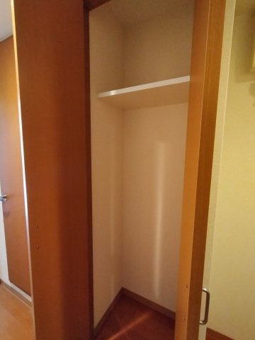 キャッスル常滑　西棟の収納