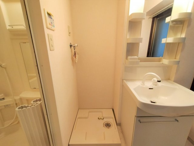 キャッスル常滑　南棟の洗面所