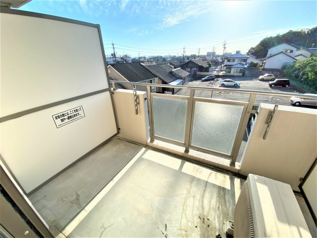 キャッスル常滑　西棟のバルコニー