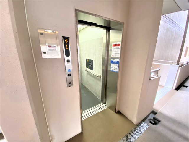 キャッスル常滑　西棟のその他共用部分