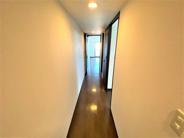 キャッスル常滑　南棟の内装