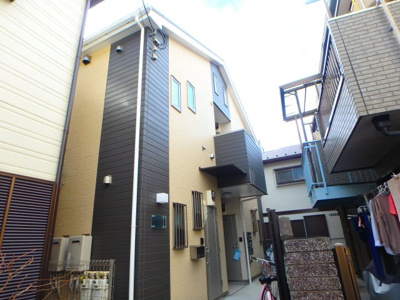 【外観】 | ラ・キャトル（Ｌａ　ｑｕａｔｒｅ） | 2014年完成の賃貸アパート☆