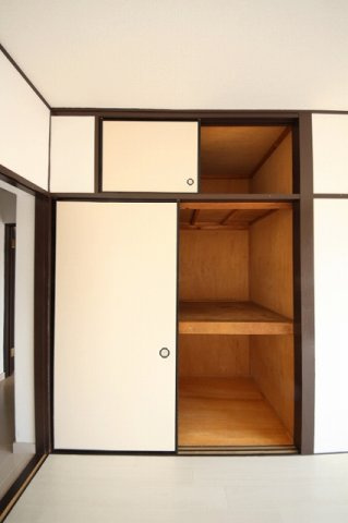 アワノハイツの収納|小物を収納するのに便利です