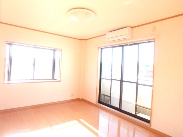 HEEN Ｍ＆Ｉの居間・リビング