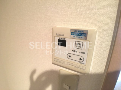  | ノーブルスクエア