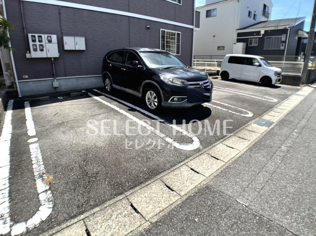 【駐車場】 | アヴニールＹＯＵ１ | 駐車スペースもあります