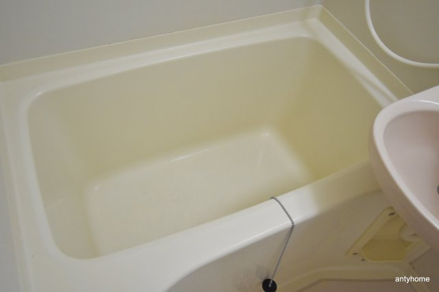 グランシャトー　仲介手数料無料の浴室