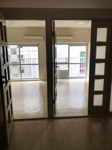 中銀京橋マンションの内装