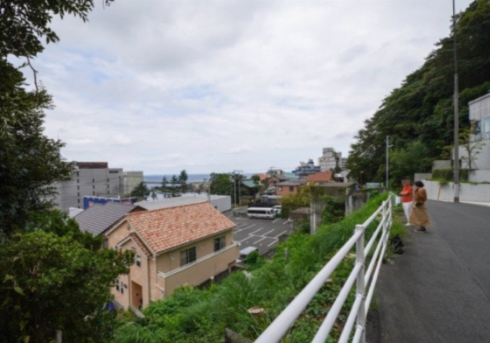 熱海市和田町　住宅用地の周辺|その他病院や学校が徒歩圏内に有り生活に便利な立地です。