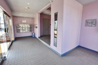 【エントランス】 | ラポールウチダ