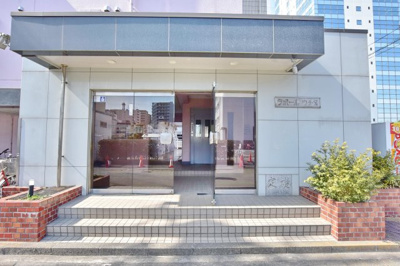 【エントランス】 | ラポールウチダ