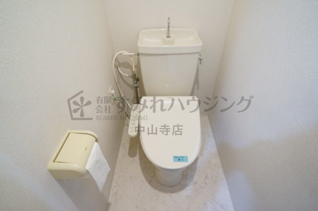 ファミール安倉のトイレ