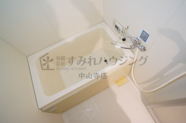 ファミール安倉の浴室