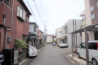 【前面道路含む現地写真】