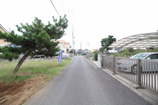 【前面道路含む現地写真】 | 坂戸市中小坂　建築条件なし売地　東武東上線『鶴ヶ島駅』徒歩28分　【上谷小学区】