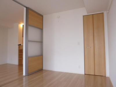 【洋室】 | 瀬戸内ハウジング