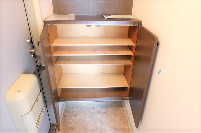 ルエストラメールの玄関