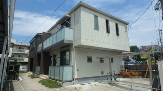 【外観】 | グリーンライン「高田」駅より徒歩4分の好立地！駅近で通勤・通学にも便利！築浅の2階建てアパートです♪
