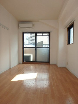 【洋室】 | ベル・ヴィー福島