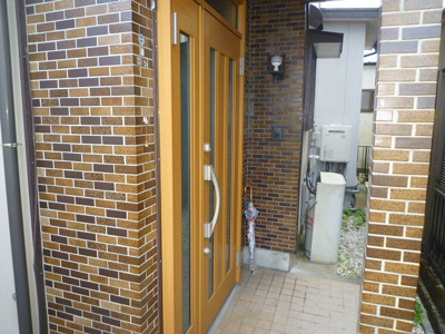 【玄関】 | 長尾二丁目5番17号（B-32）