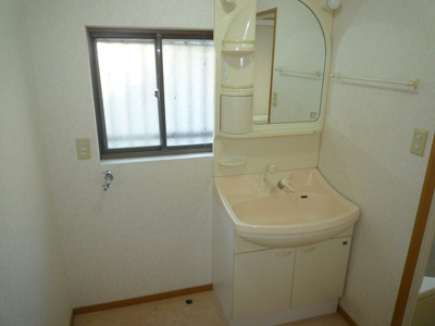 【独立洗面台】 | 長尾二丁目5番17号（B-32）