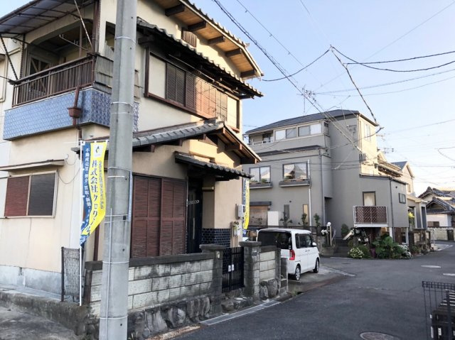 岸和田市畑町1丁目古家付き土地の前面道路含む現地写真