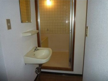 【独立洗面台】 | ロイヤル大岡