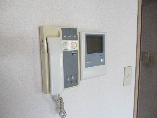 ロゼール壱番館のセキュリティ|別号室の同仕様の参考写真です。