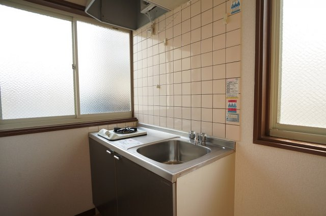 【キッチン】 | ハウスリバティー | 明るいキッチン