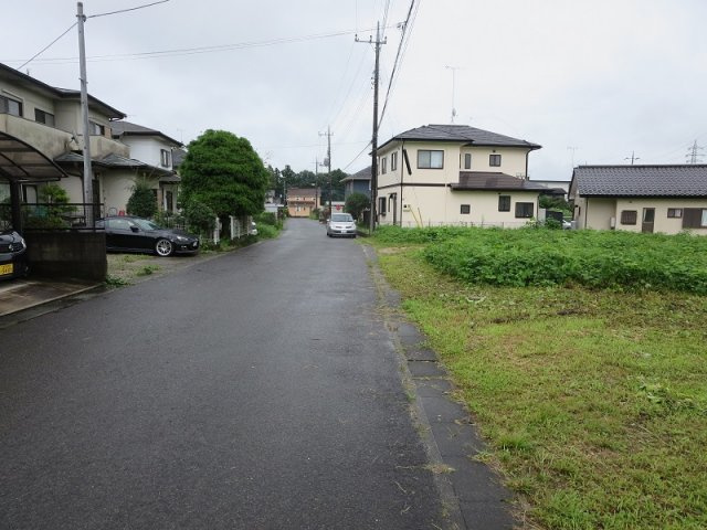 【前面道路含む現地写真】