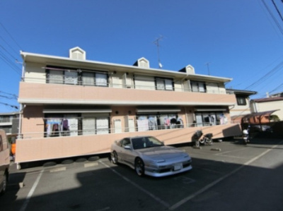 【駐車場】 | プレミールNAGAO | いつでも目の届く敷地内に駐車場があります♪お車をお持ちのファミリーさんにオススメです☆