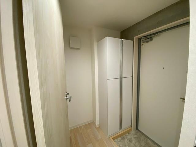 「防音マンション」ラシクラス鷺ノ宮の玄関|シンプルで使いやすい玄関です