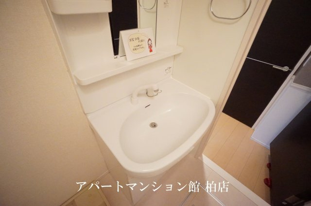 クレストパークＤの独立洗面台