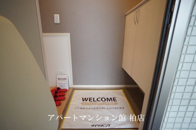 クレストパークＤの玄関